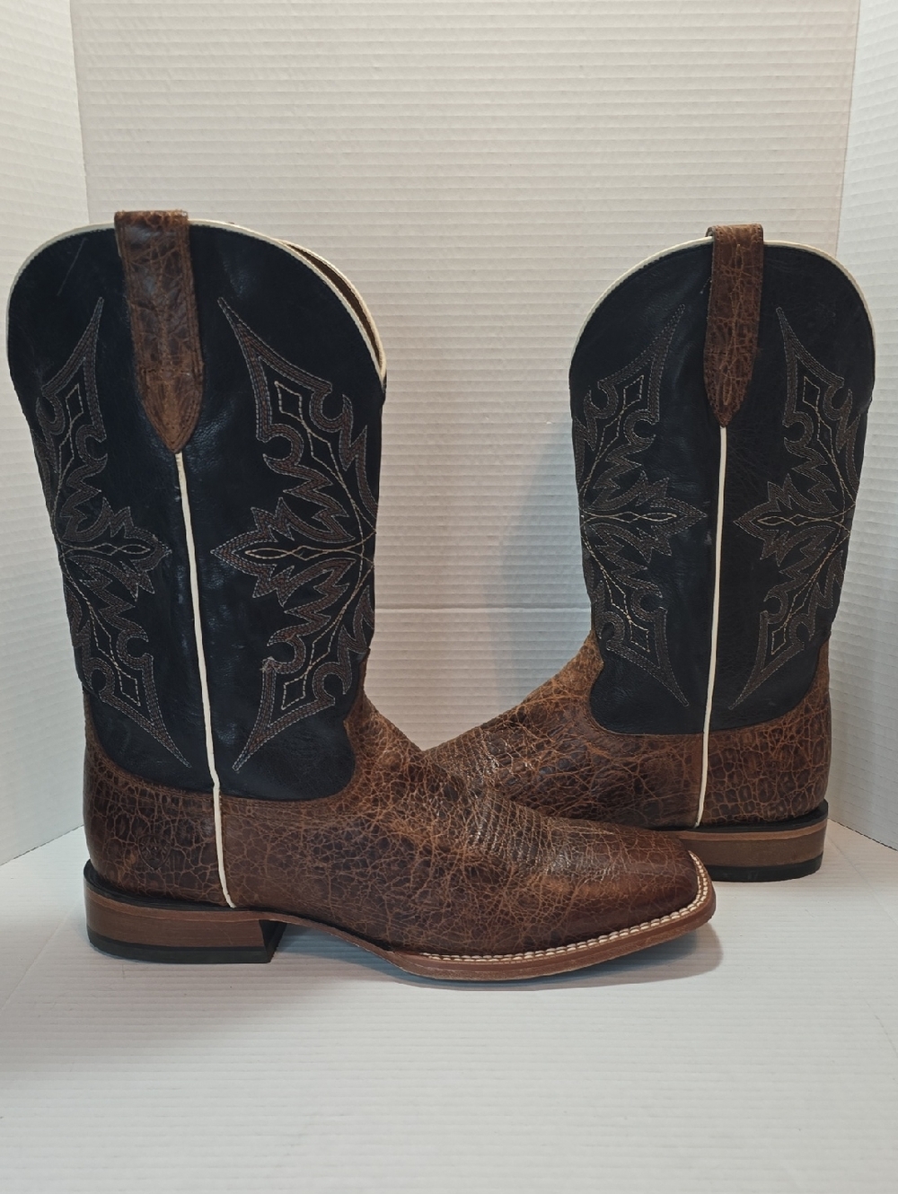 Ariat Men's Circuit Gritty Wild Mud Leather Square Toe Cowboy Boots